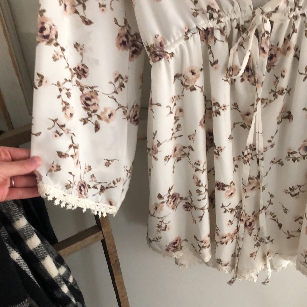Floral romper - Picture 2 of 2